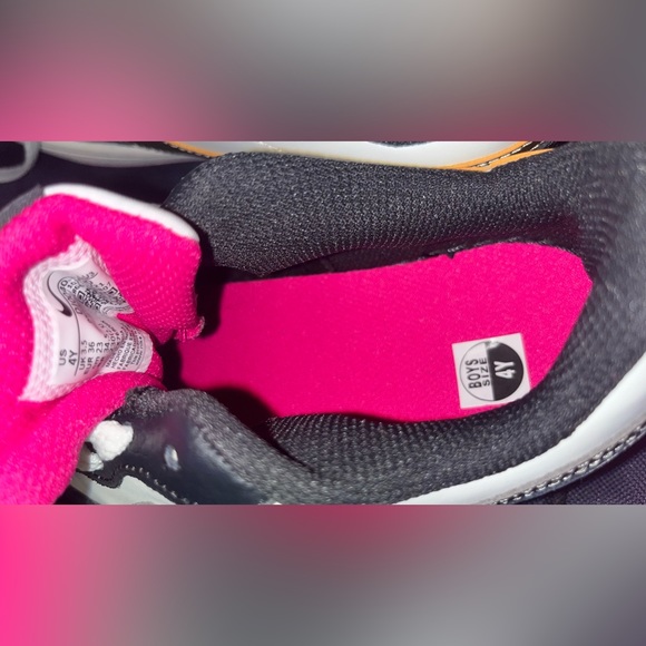 Nike Play All Day Sneakers - Picture 6 of 6